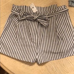 Striped tie shorts